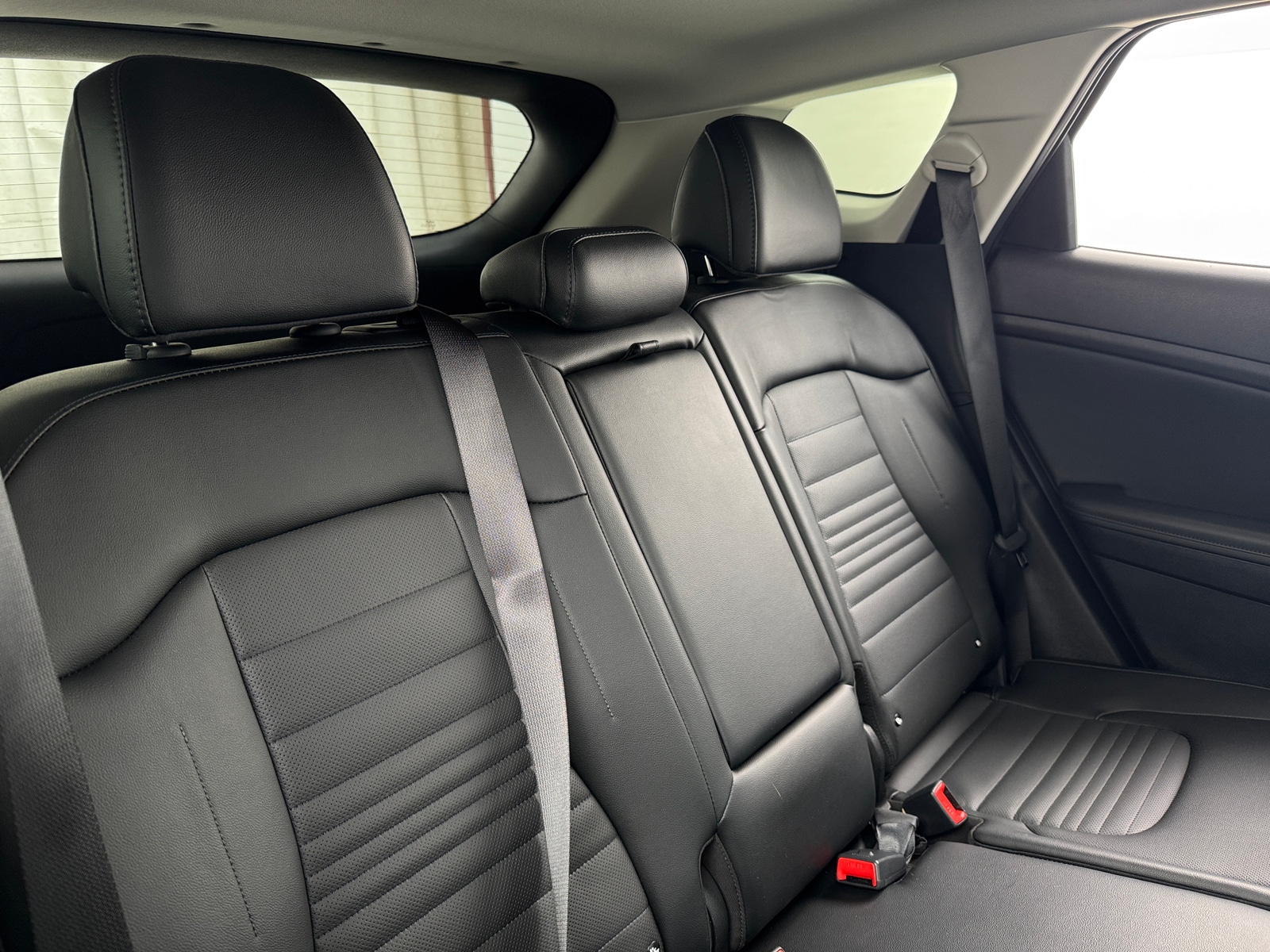 Thumbnail: 2025 Kia Sportage - 5