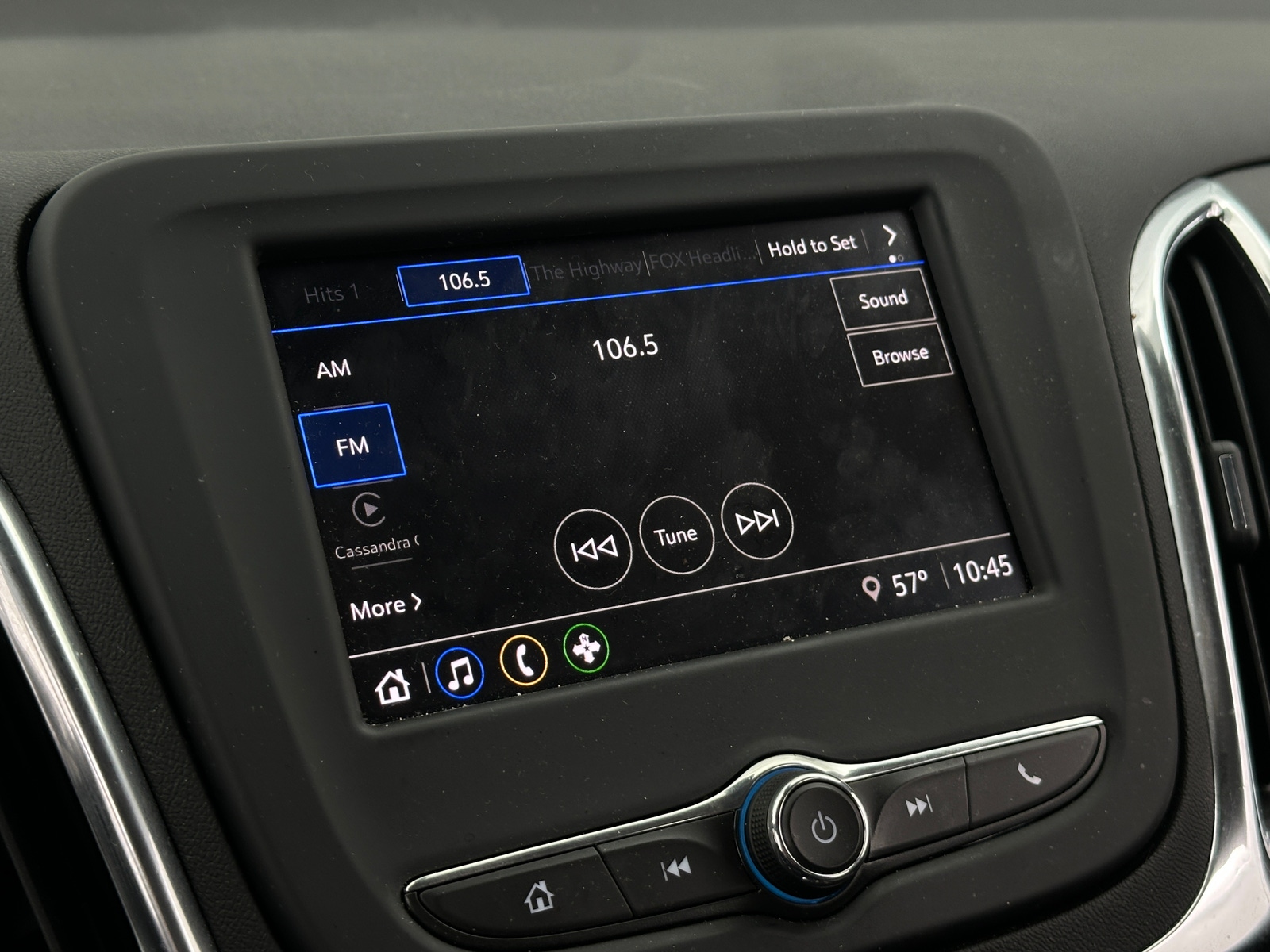 Thumbnail: 2024 Chevrolet Equinox - 4