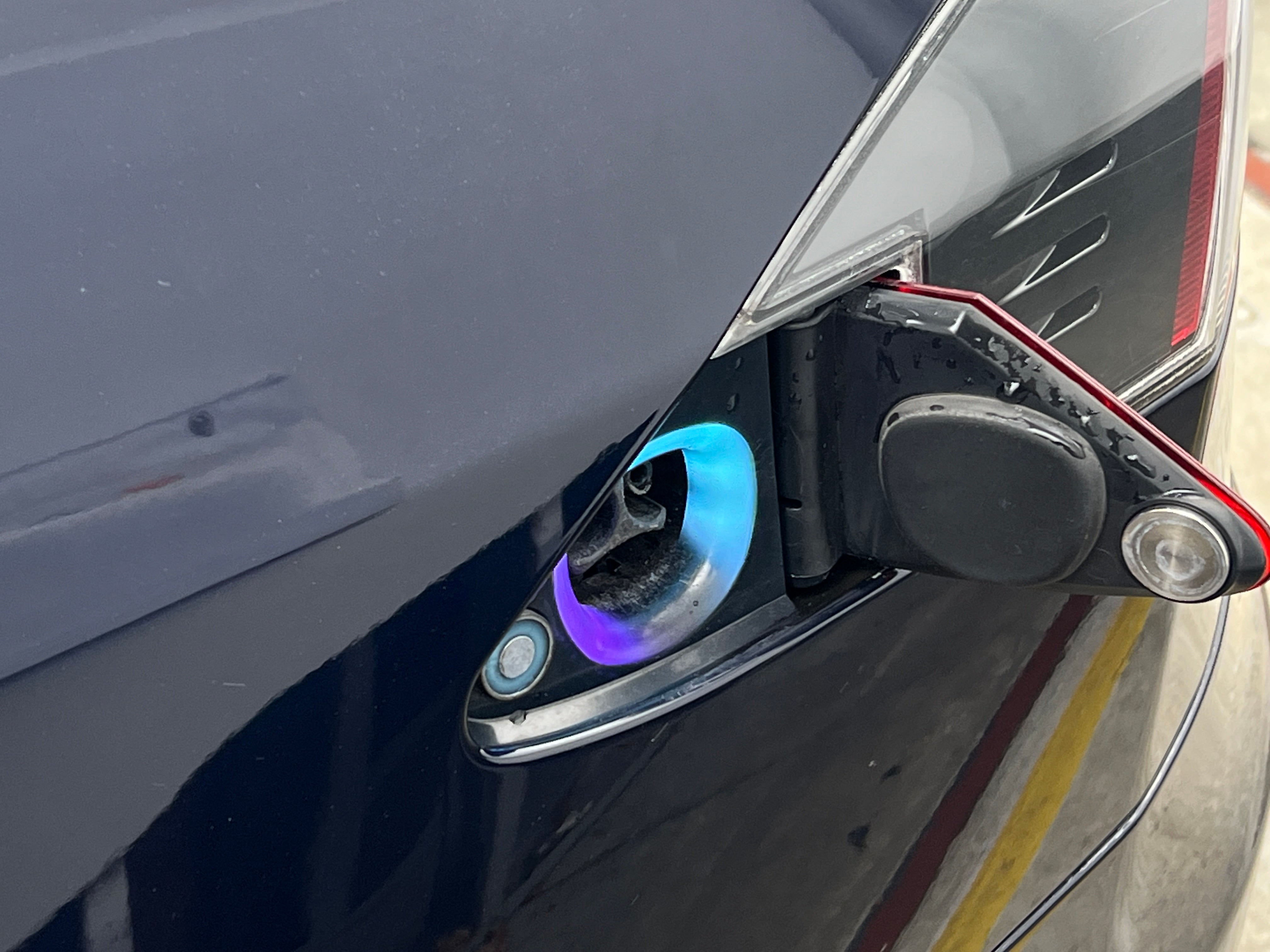 Used 2014 Tesla Model S S with VIN 5YJSA1H14EFP52821 for sale in Oak Creek, WI