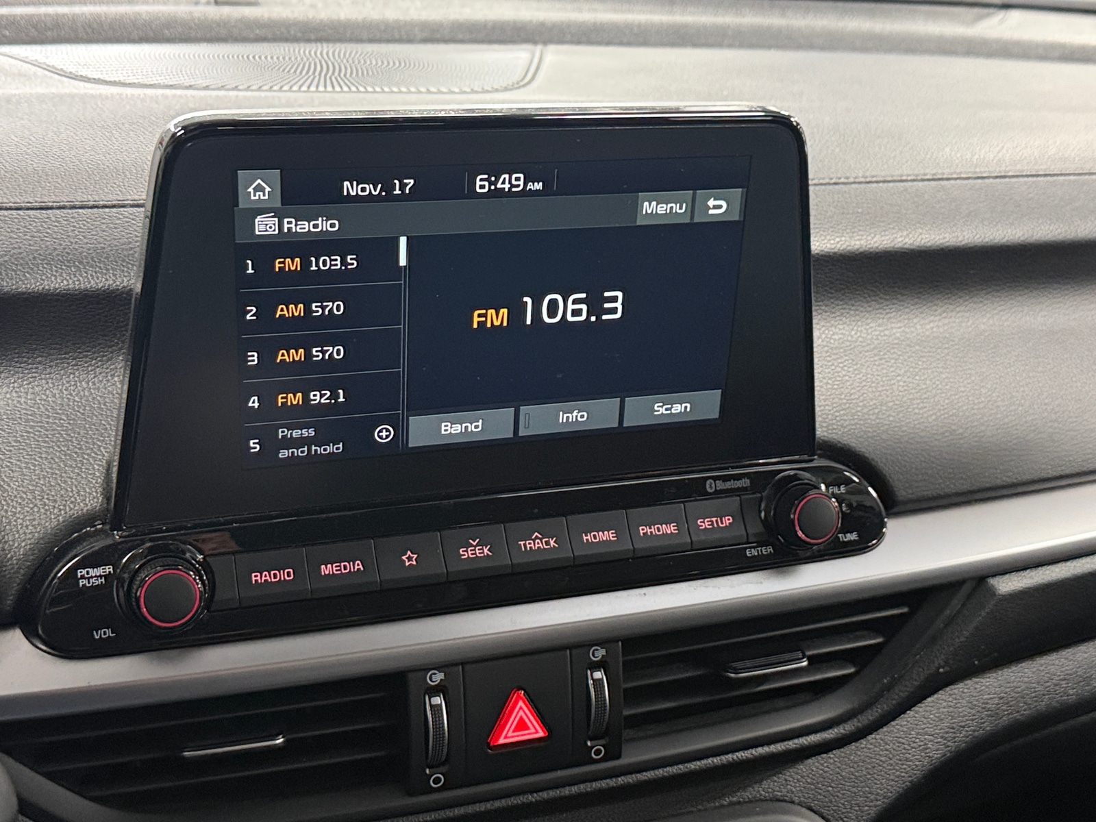 Thumbnail: 2021 Kia Forte - 4