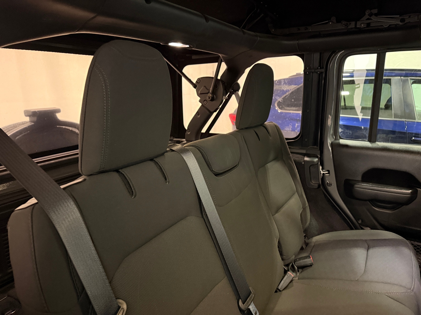 Thumbnail: 2022 Jeep Wrangler - 6