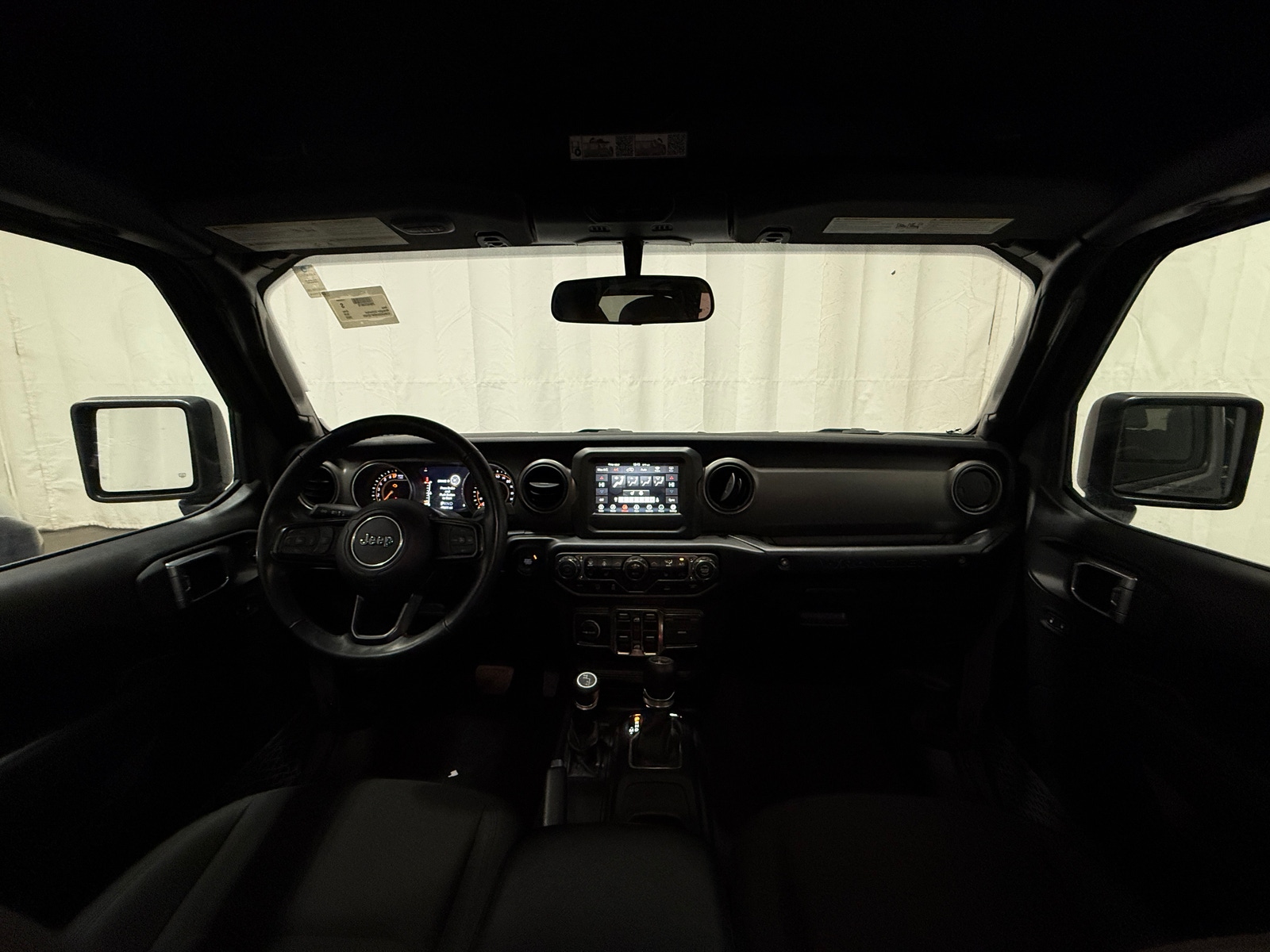 Thumbnail: 2022 Jeep Wrangler - 3