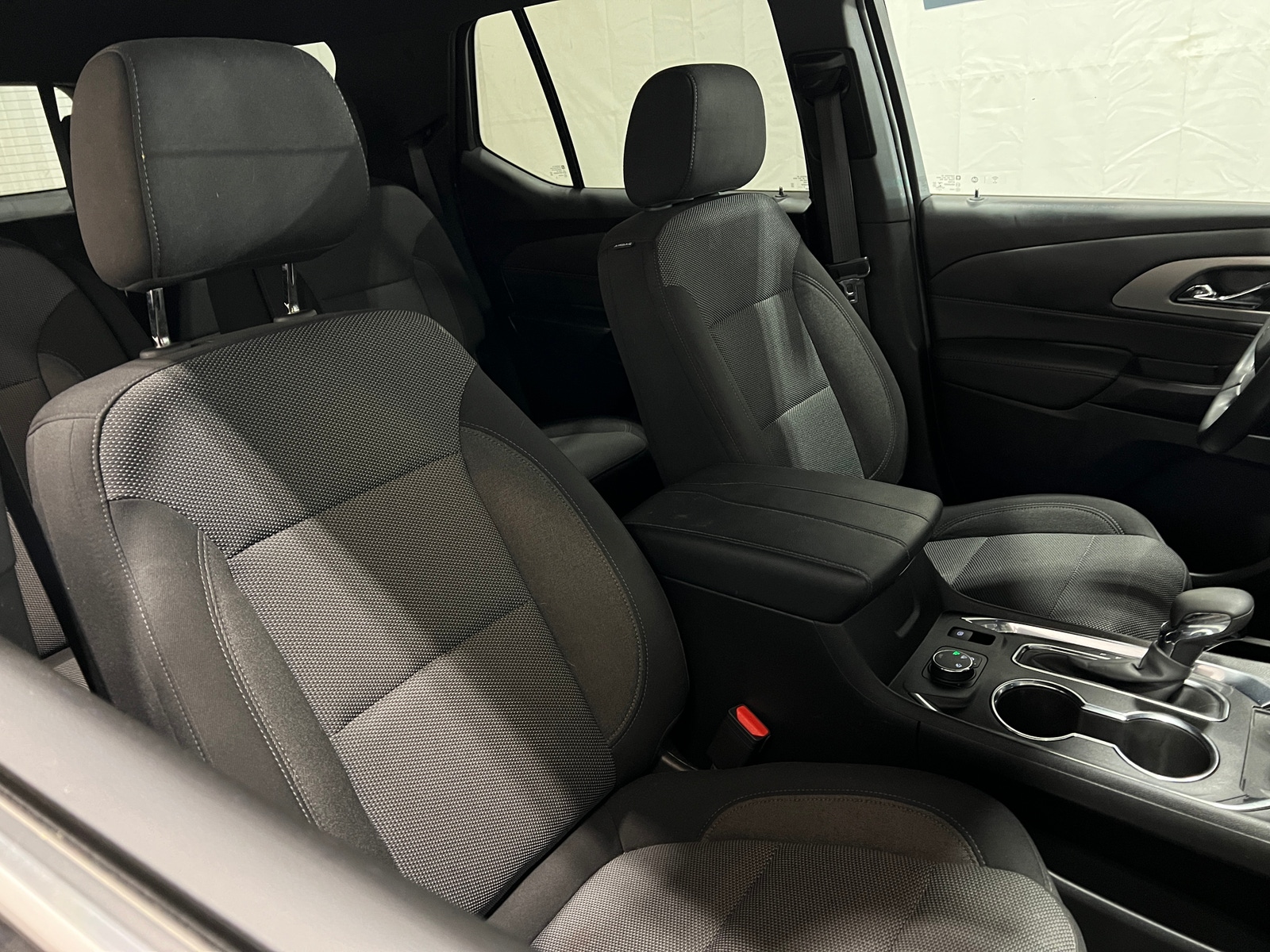 Thumbnail: 2023 Chevrolet Traverse - 2