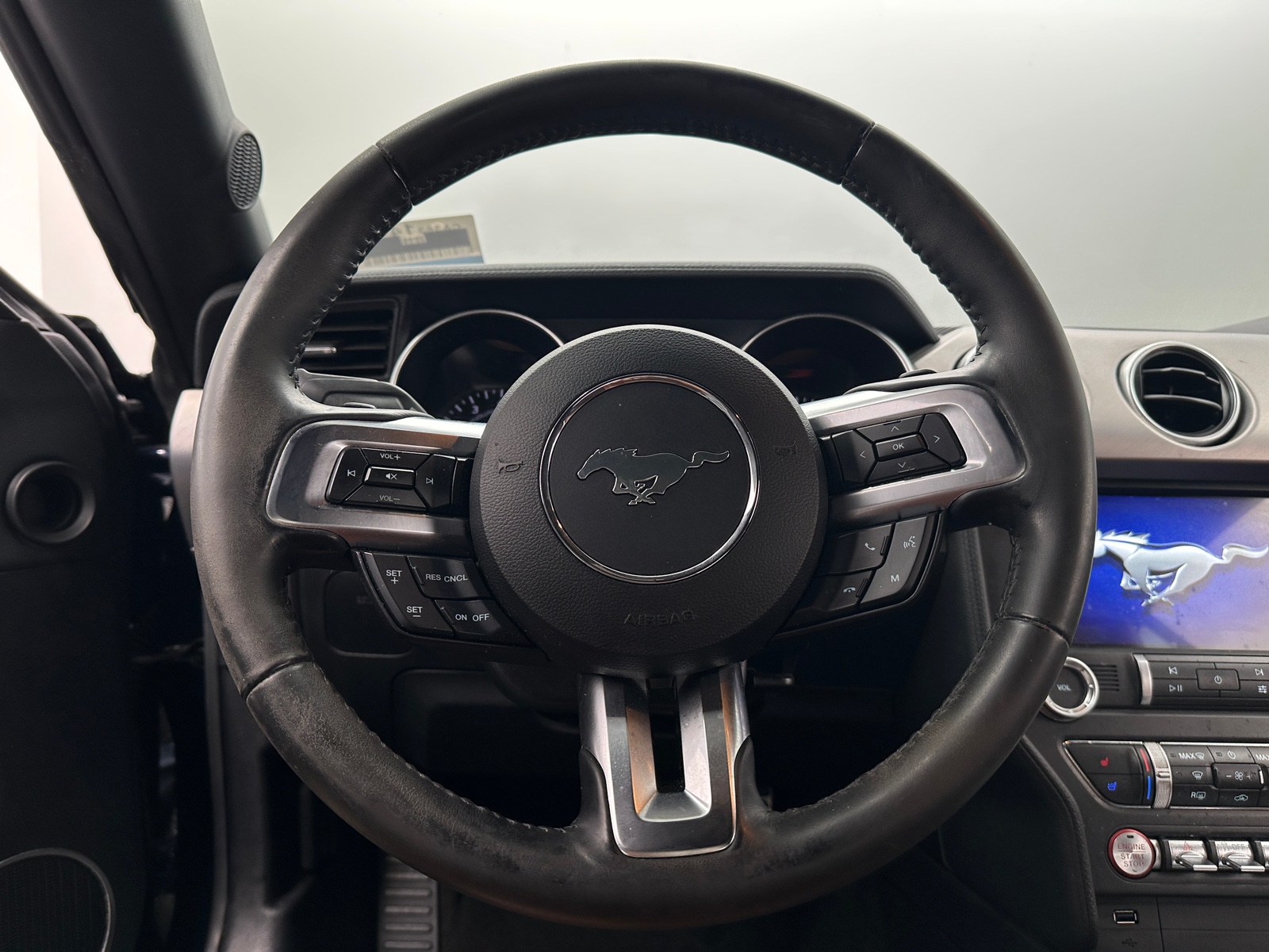 Thumbnail: 2019 Ford Mustang - 4