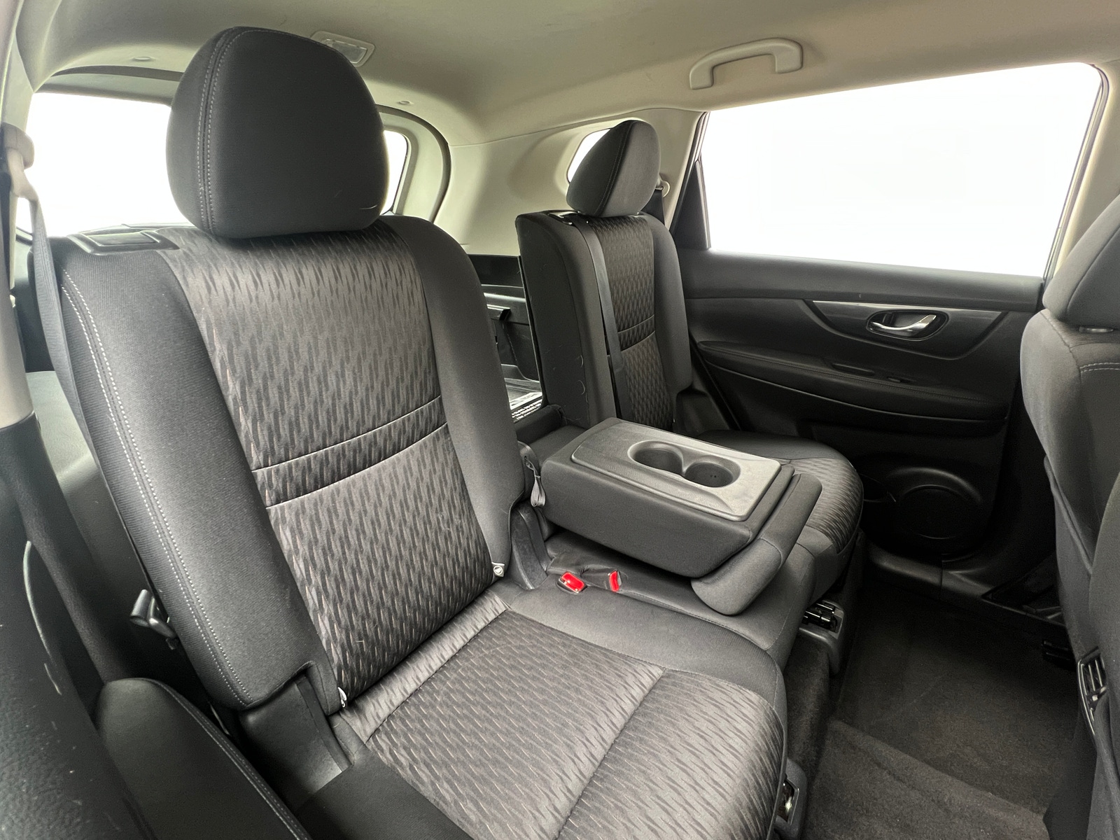 Thumbnail: 2018 Nissan Rogue - 6