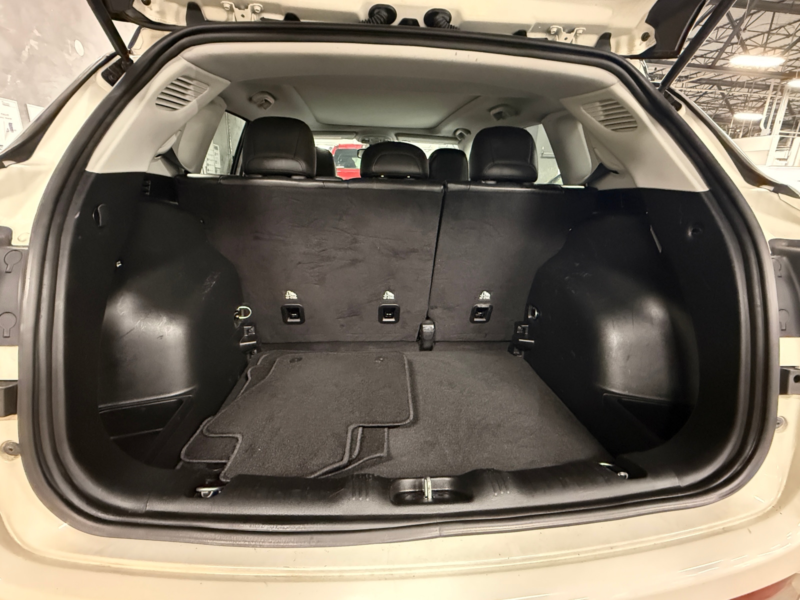 Thumbnail: 2018 Jeep Compass - 6