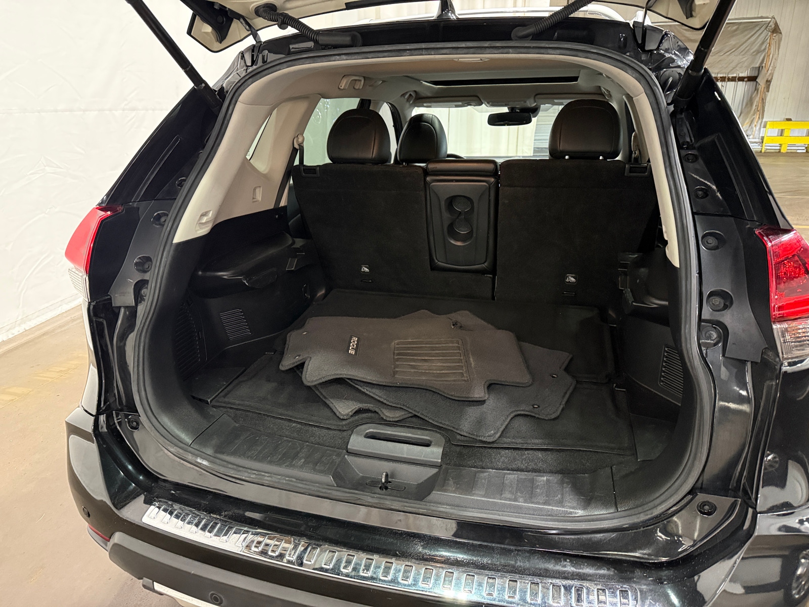 Thumbnail: 2019 Nissan Rogue - 6