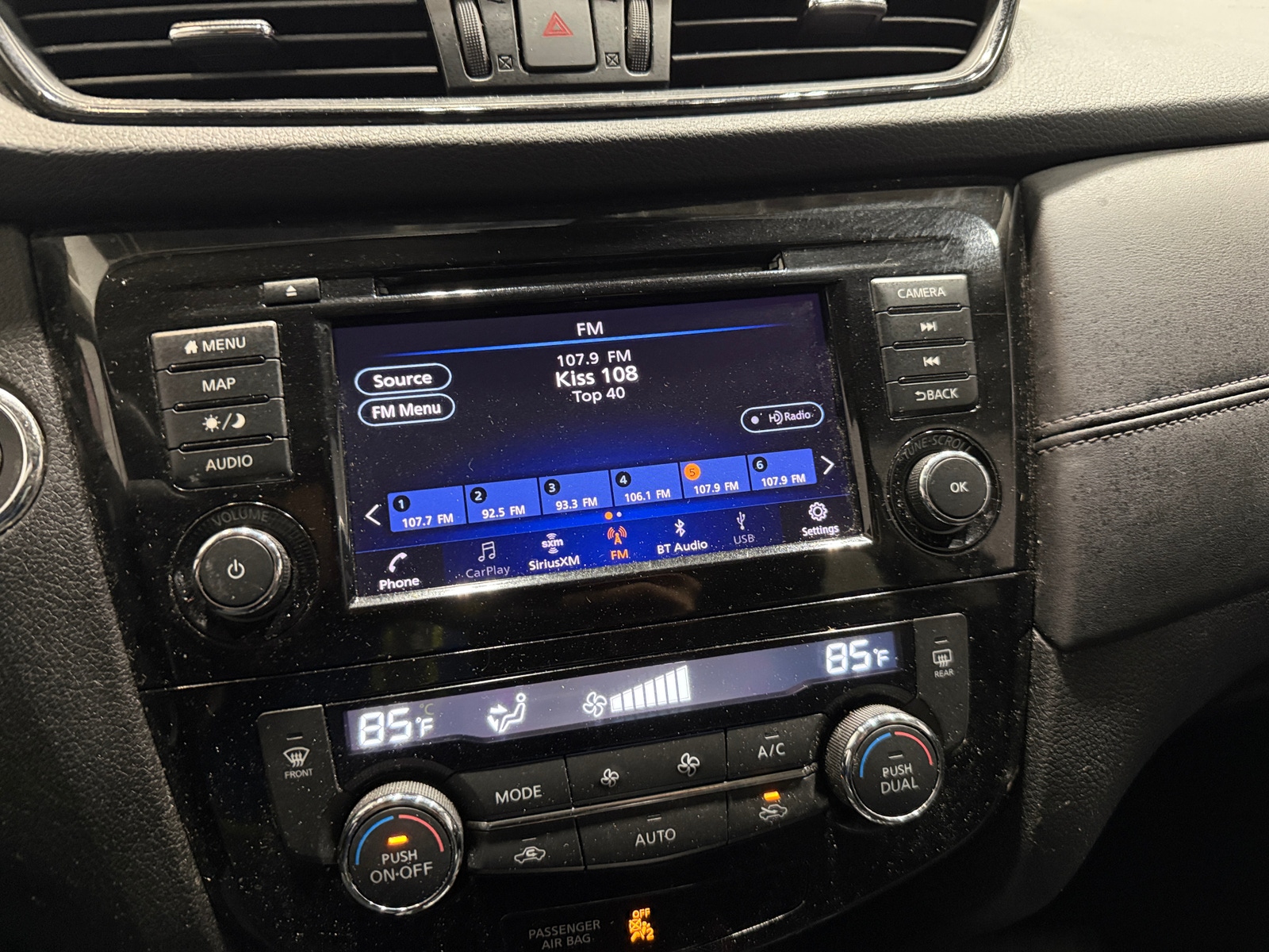 Thumbnail: 2019 Nissan Rogue - 3