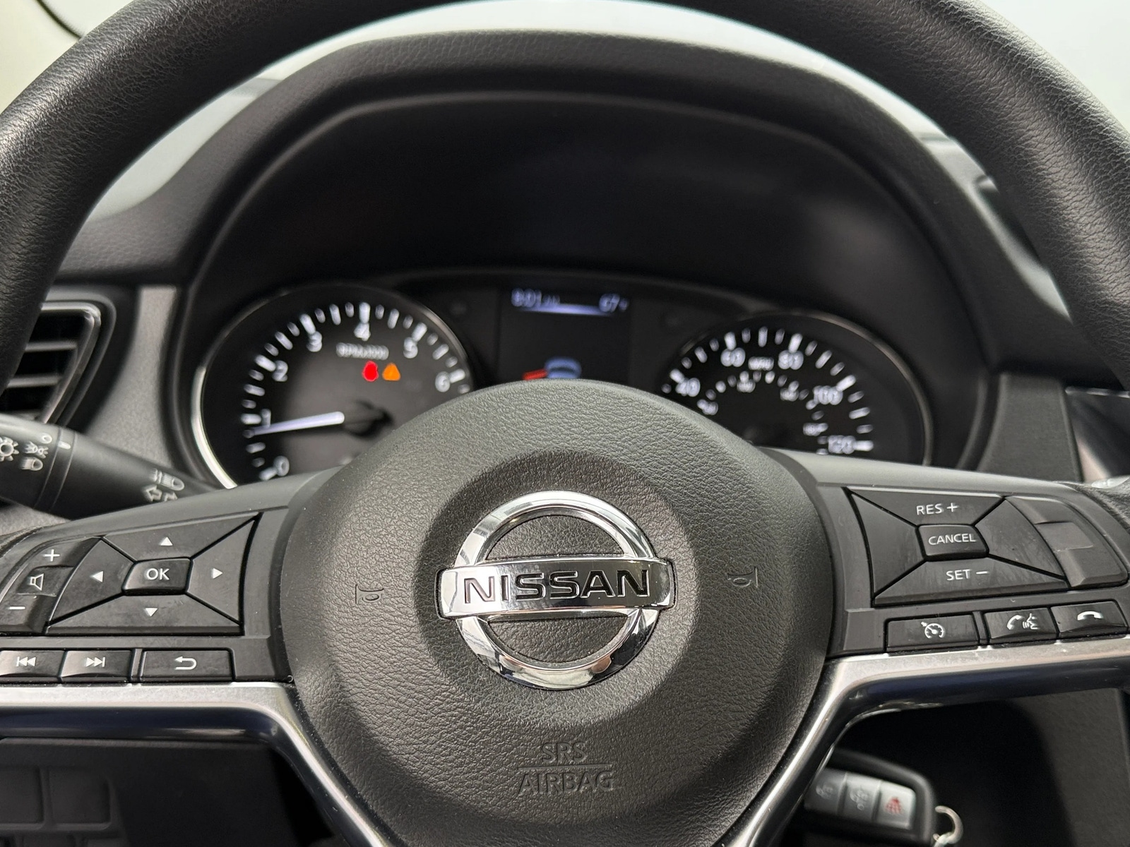 Thumbnail: 2018 Nissan Rogue Sport - 5