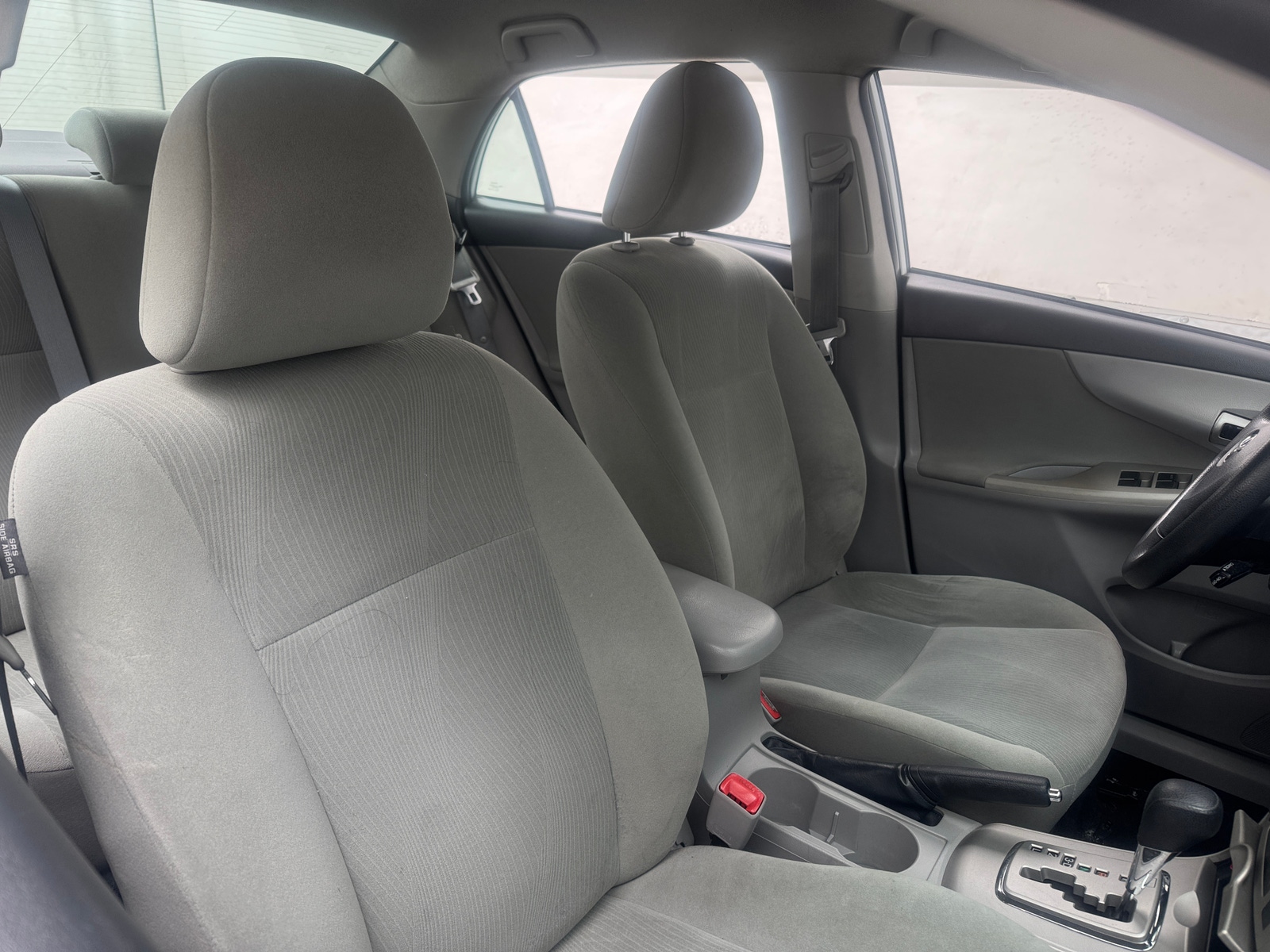 Thumbnail: 2013 Toyota Corolla - 2