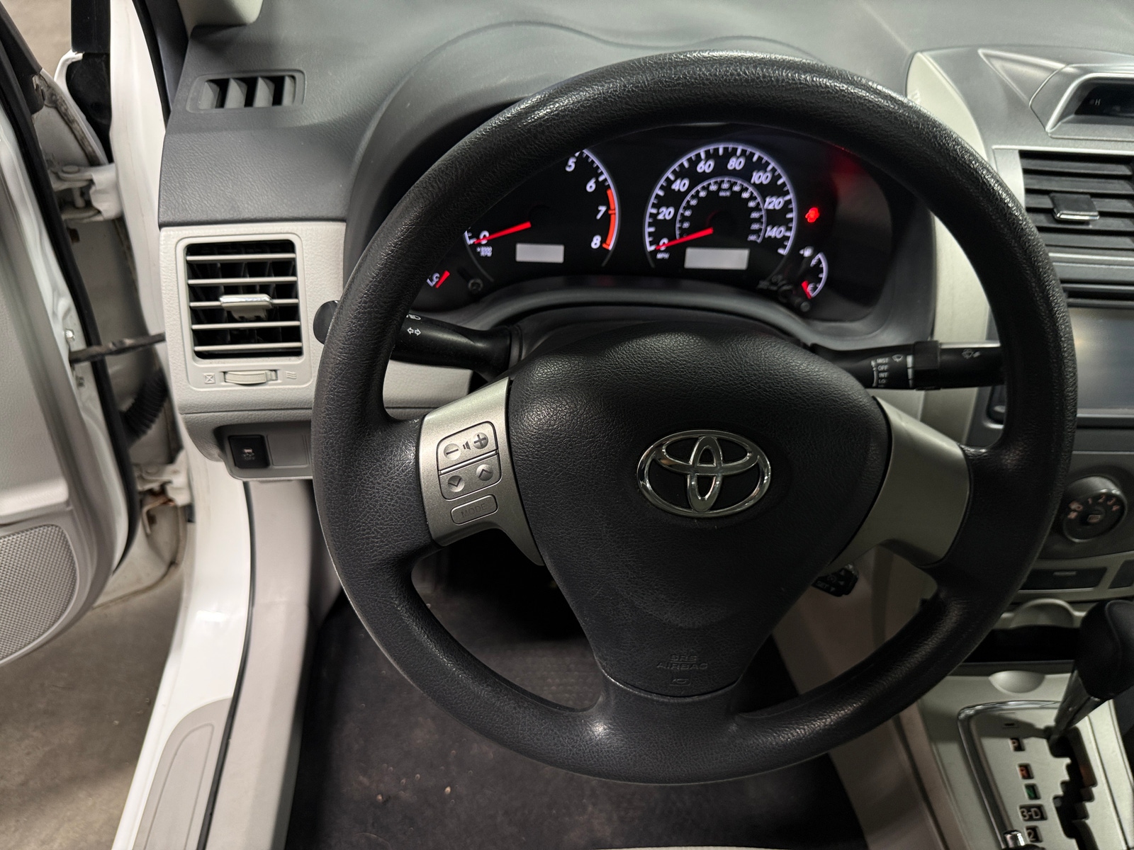 Thumbnail: 2013 Toyota Corolla - 5