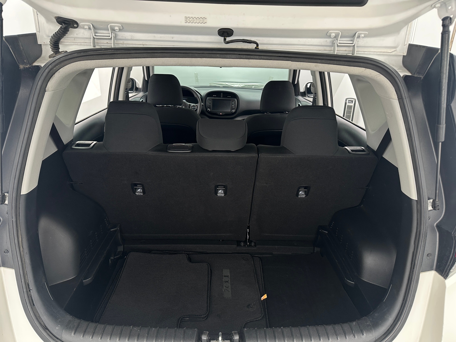 Thumbnail: 2024 Kia Soul - 7