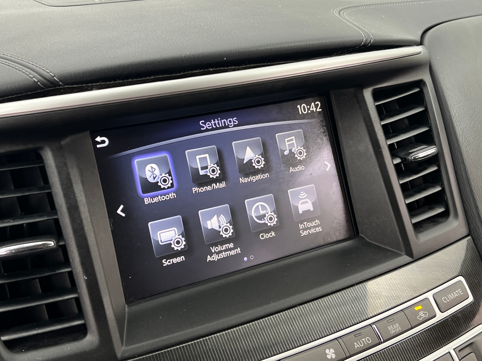 Thumbnail: 2018 INFINITI QX60 - 3