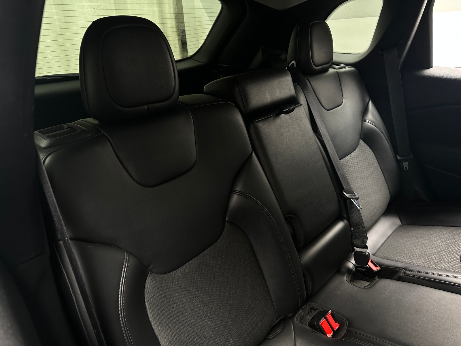 Thumbnail: 2020 Jeep Cherokee - 6