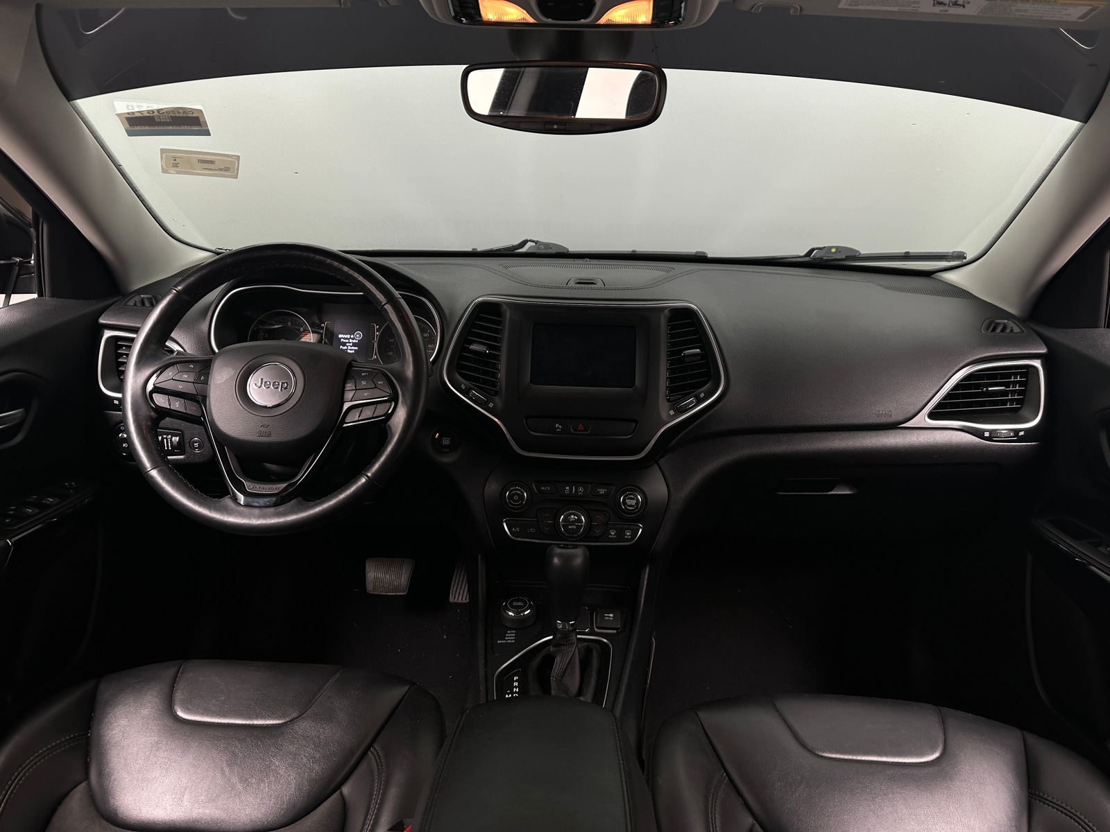 Thumbnail: 2020 Jeep Cherokee - 3