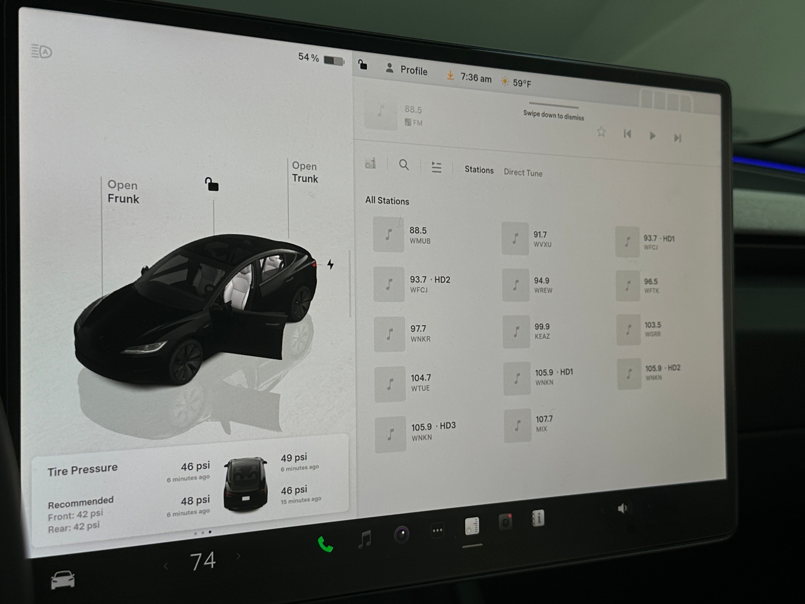 Thumbnail: 2025 Tesla Model 3 - 3