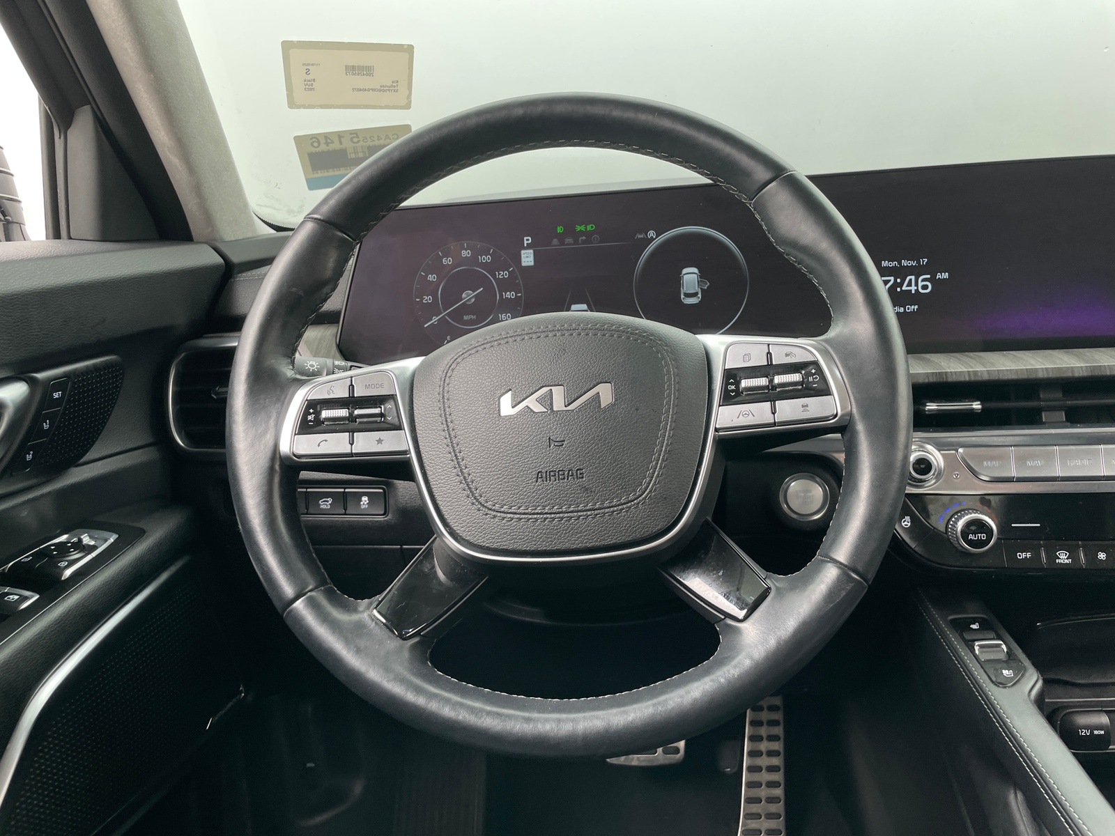 Thumbnail: 2023 Kia Telluride - 3