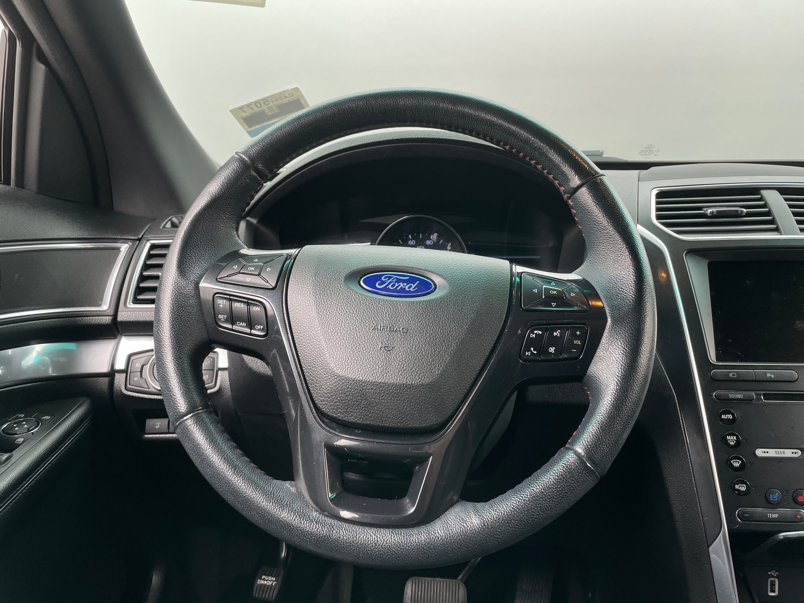 Thumbnail: 2017 Ford Explorer - 4