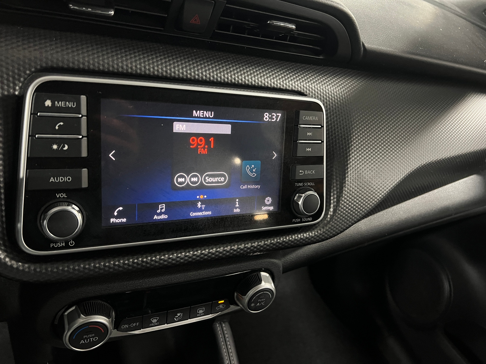 Thumbnail: 2020 Nissan Kicks - 4