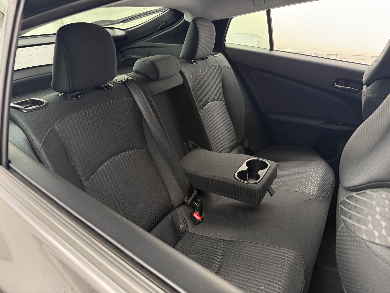 Thumbnail: 2016 Toyota Prius - 6