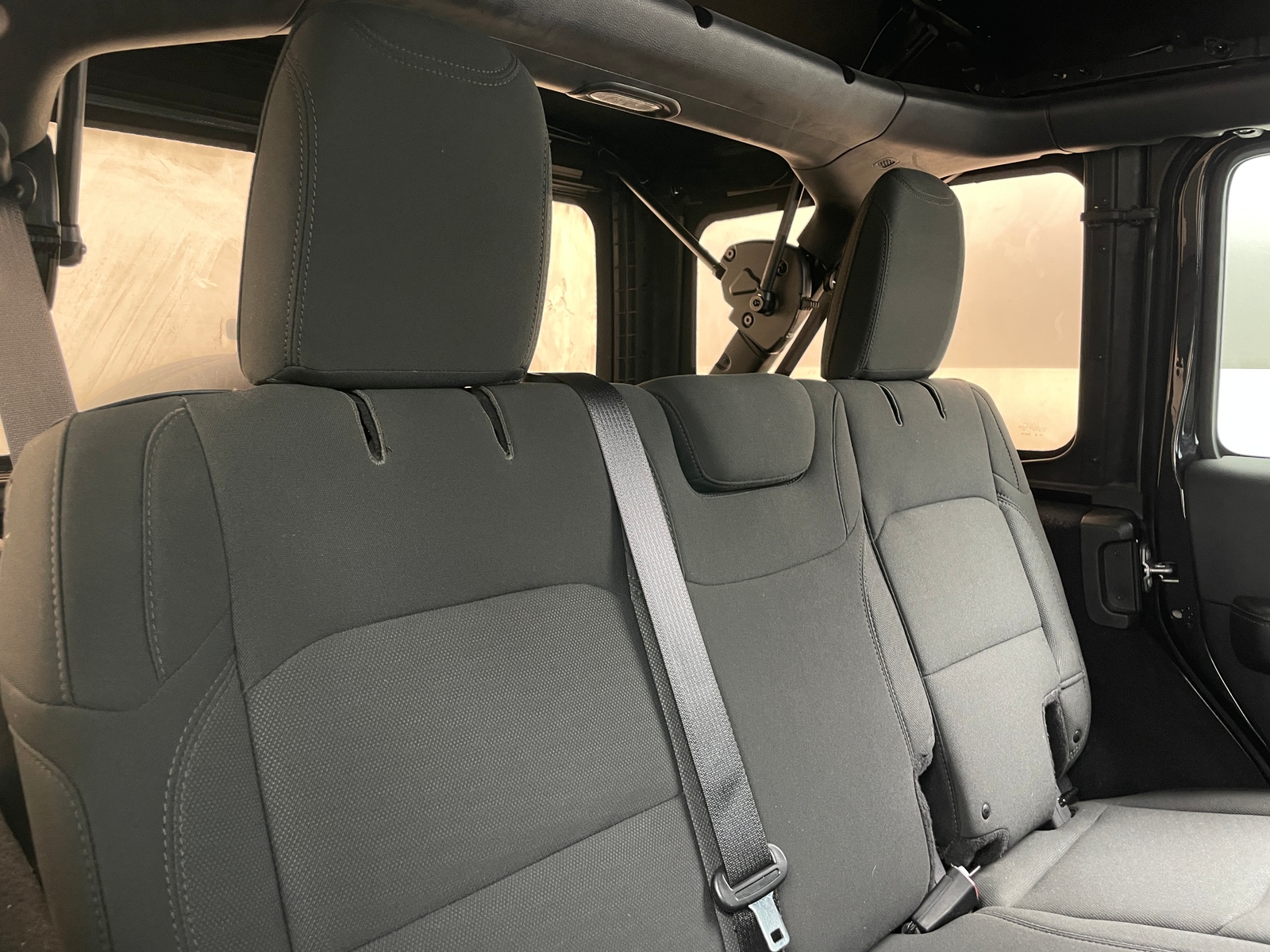 Thumbnail: 2018 Jeep Wrangler - 6