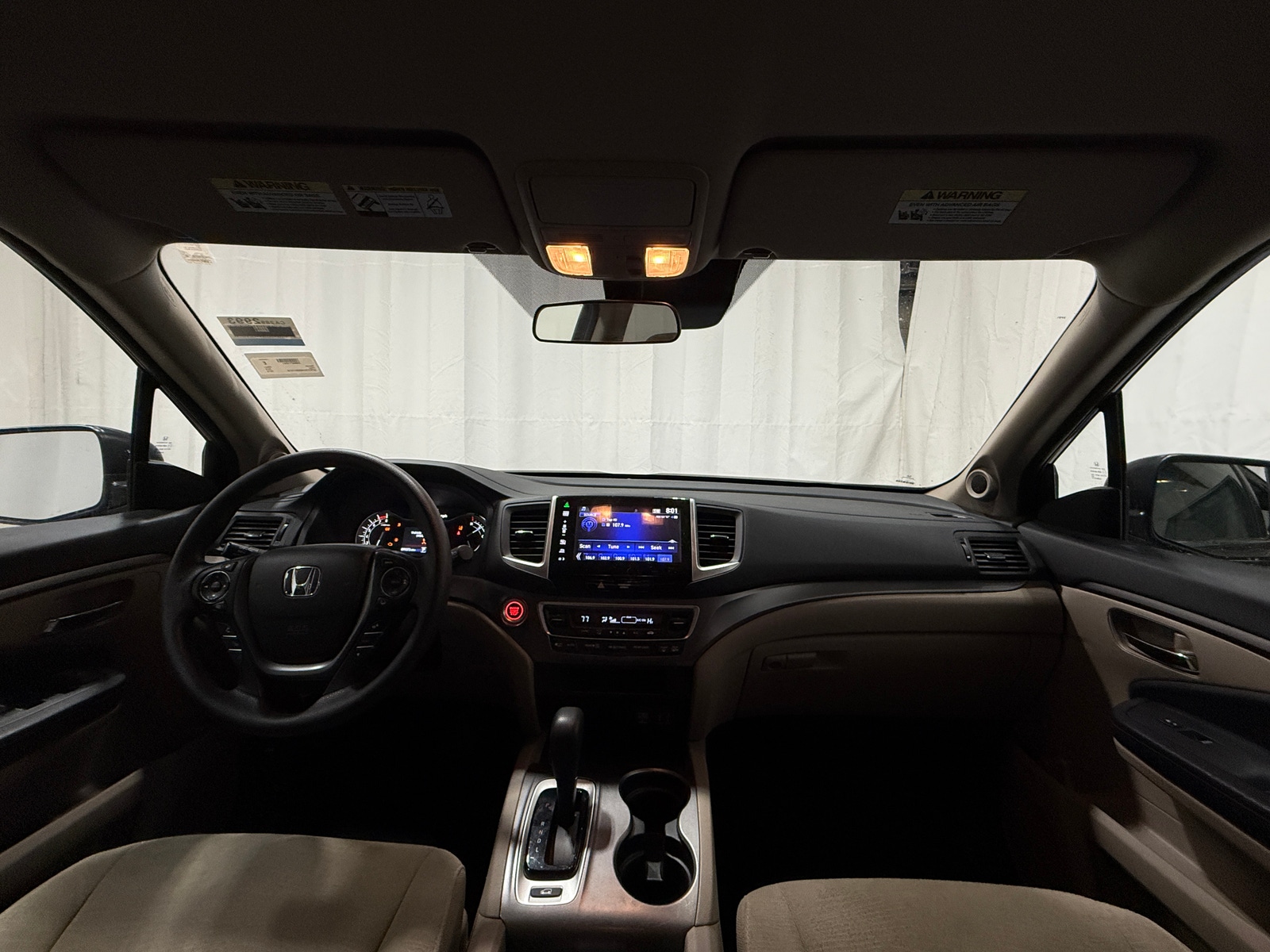 Thumbnail: 2016 Honda Pilot - 3