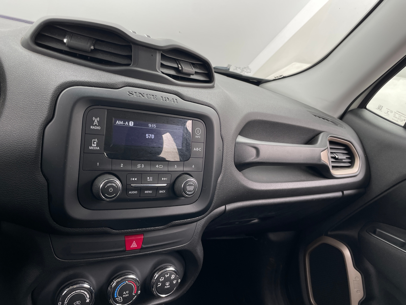 Thumbnail: 2017 Jeep Renegade - 4