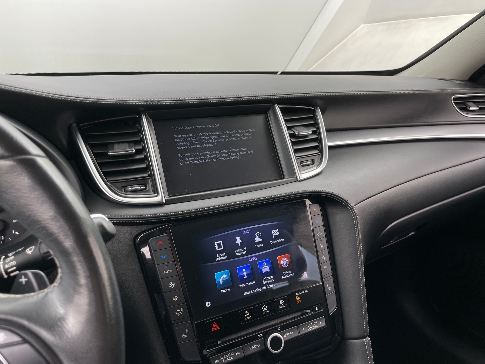 Thumbnail: 2019 INFINITI QX50 - 3