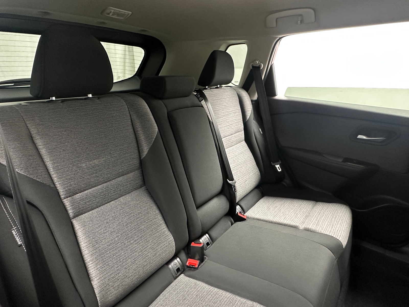 Thumbnail: 2023 Nissan Rogue - 6