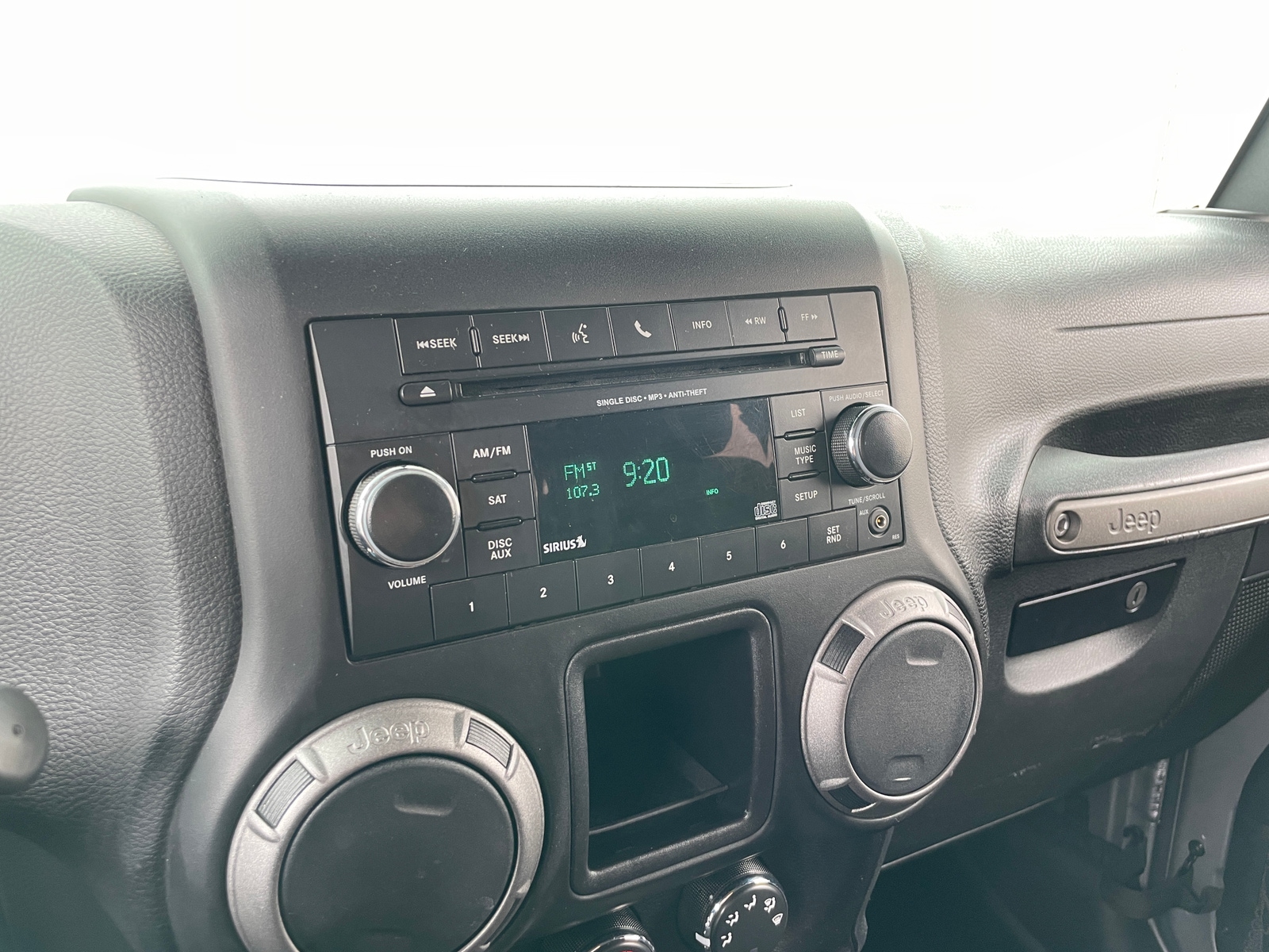 Thumbnail: 2017 Jeep Wrangler - 3