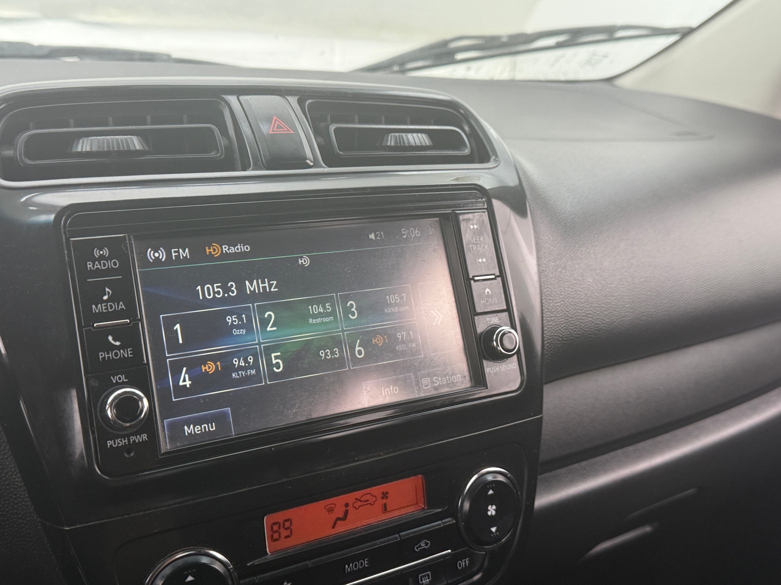 Thumbnail: 2020 Mitsubishi Mirage G4 - 4