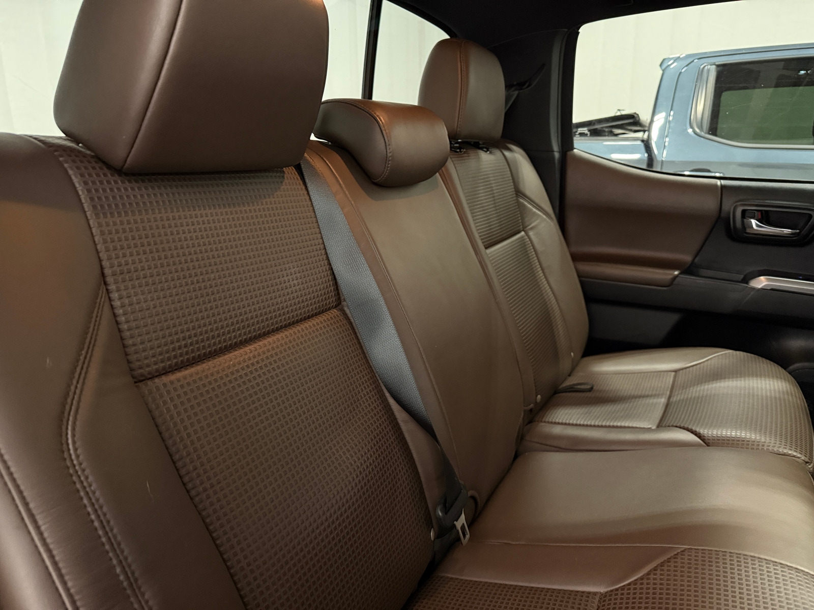 Thumbnail: 2018 Toyota Tacoma - 5