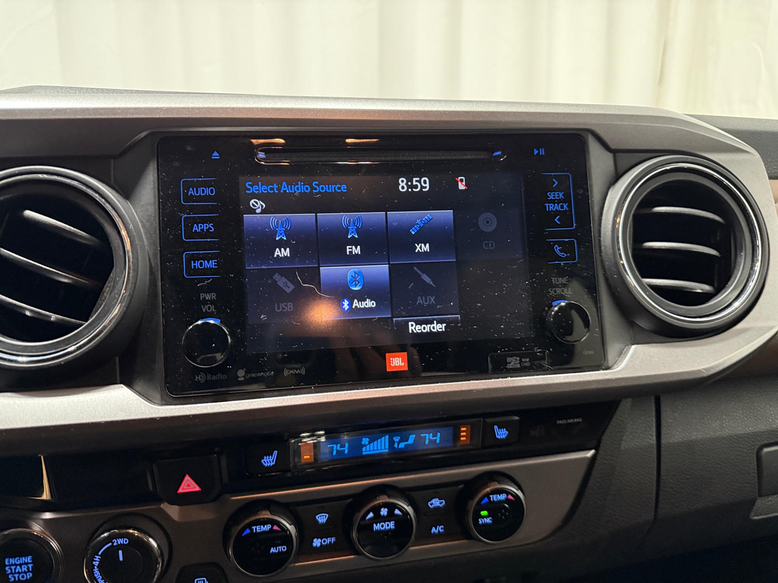 Thumbnail: 2018 Toyota Tacoma - 3