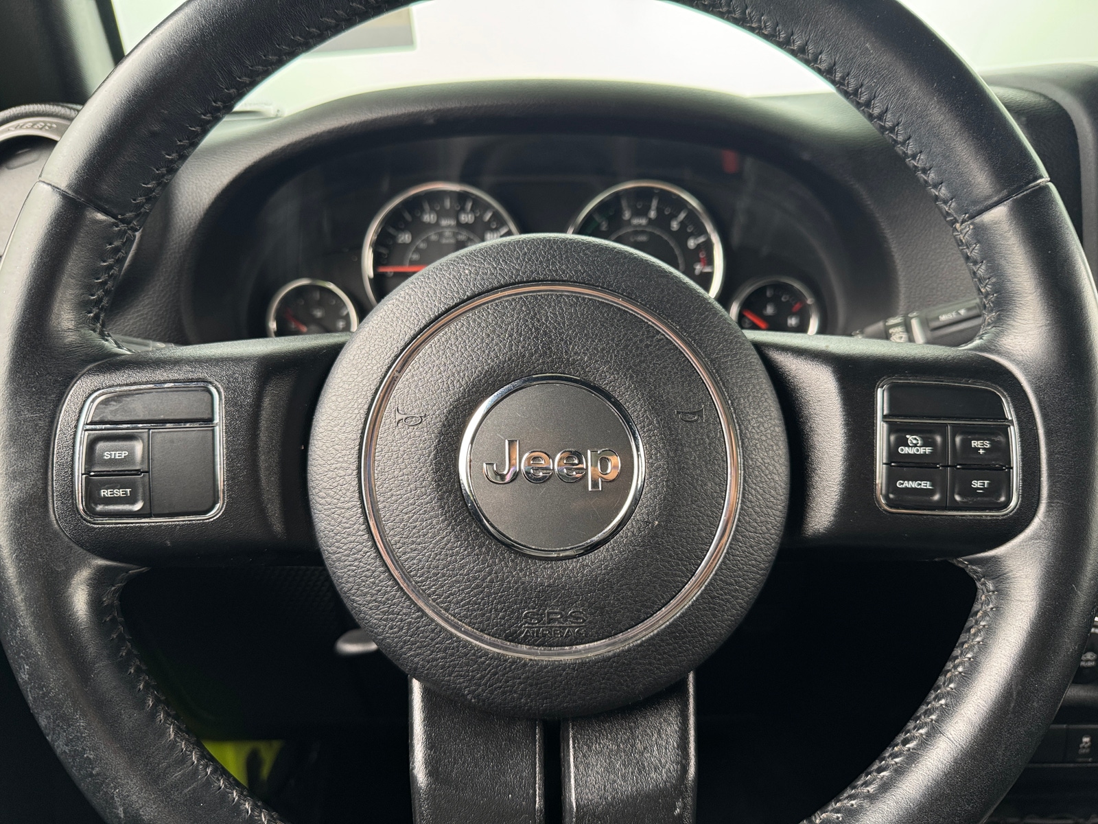 Thumbnail: 2016 Jeep Wrangler - 5