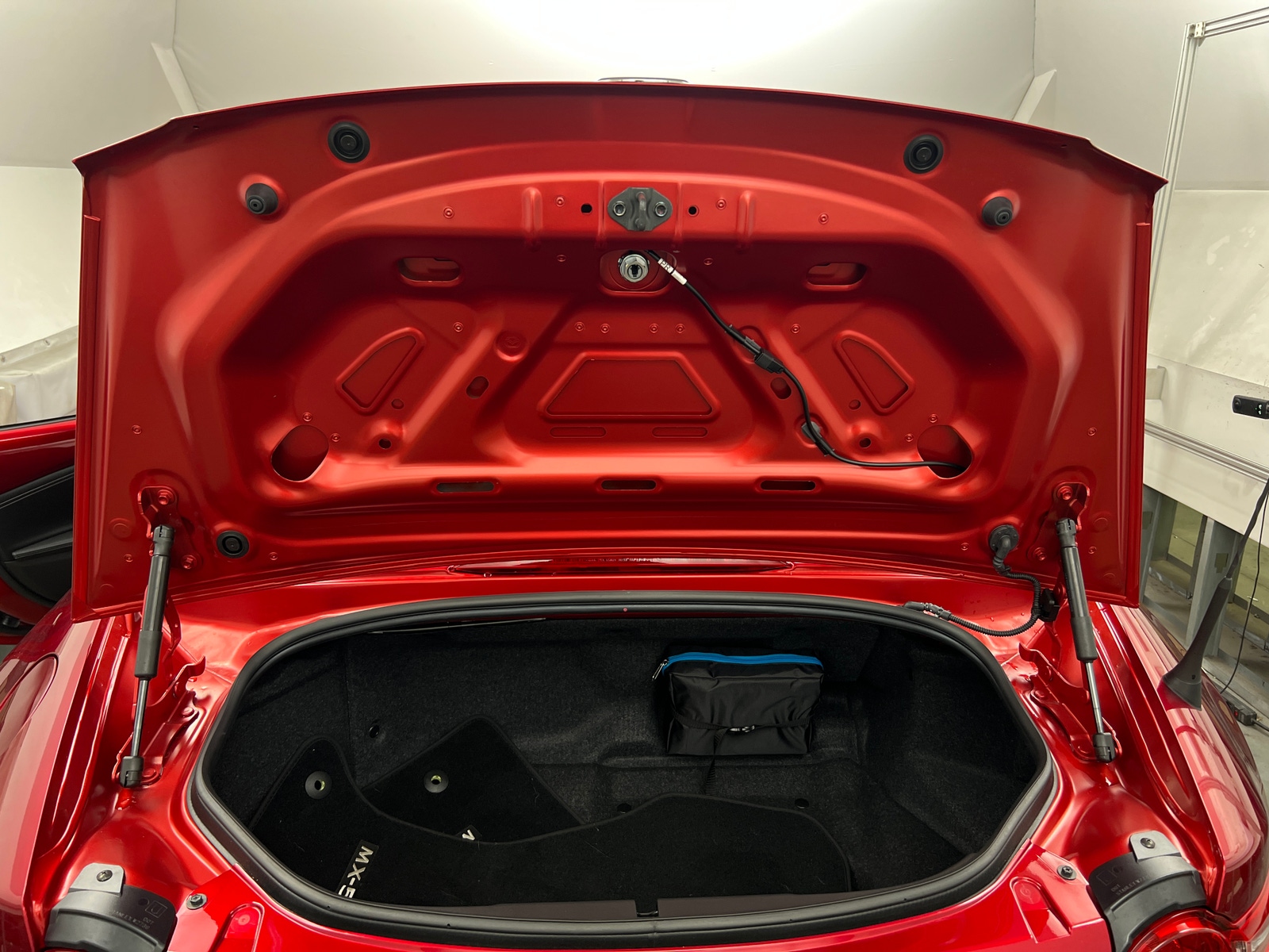 Thumbnail: 2023 Mazda MX-5 Miata - 6