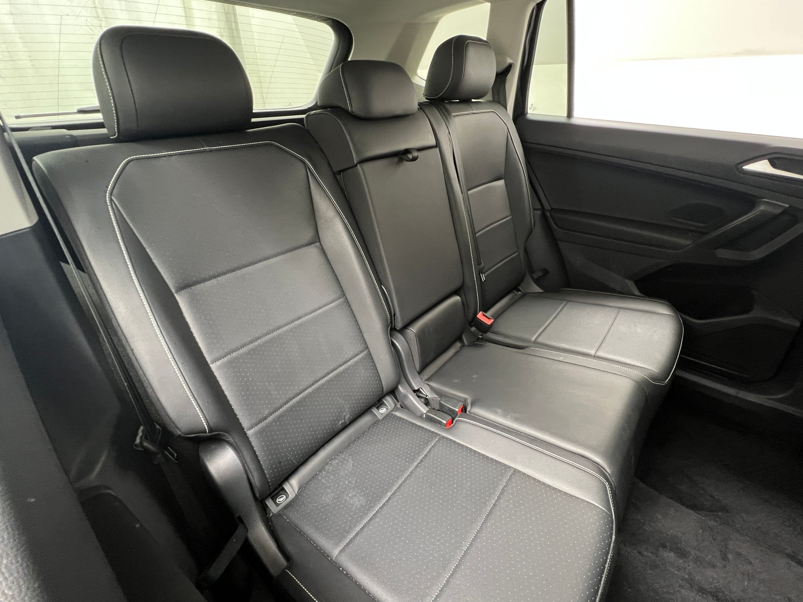 Thumbnail: 2021 Volkswagen Tiguan - 5