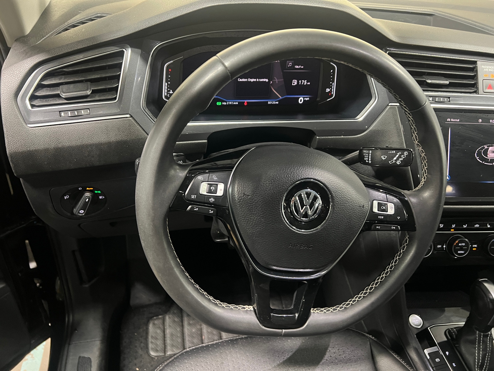 Thumbnail: 2021 Volkswagen Tiguan - 4