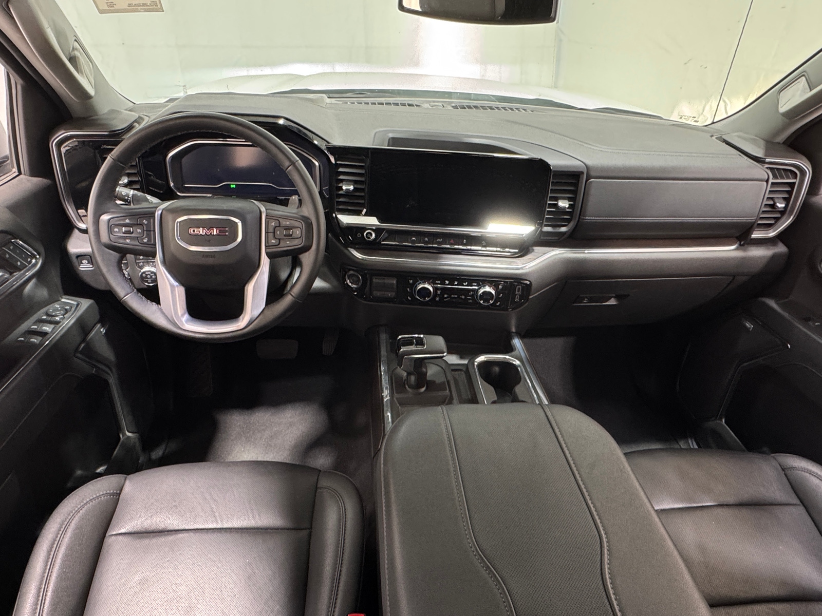 Thumbnail: 2024 GMC Sierra 1500 - 2