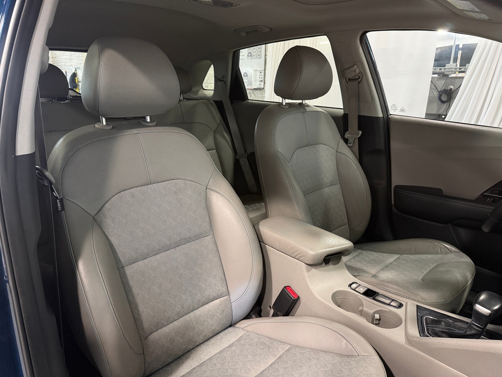 Thumbnail: 2021 Kia Niro - 2