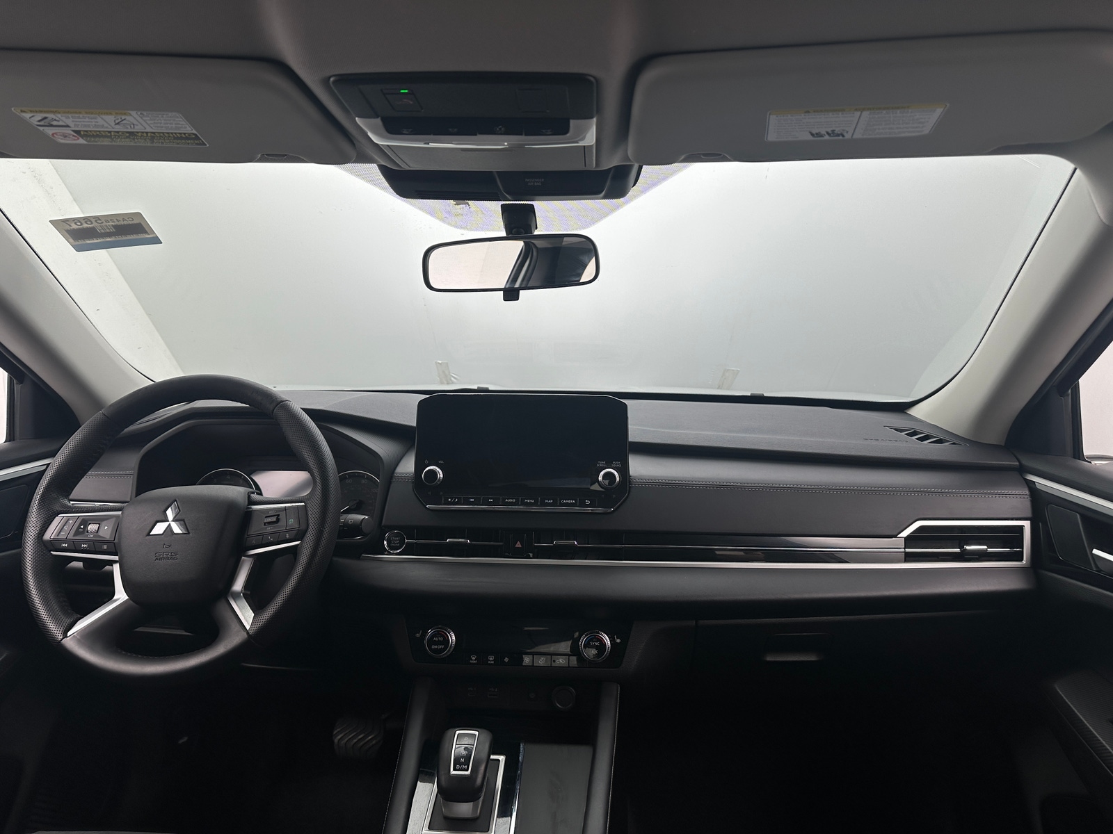 Thumbnail: 2022 Mitsubishi Outlander - 2