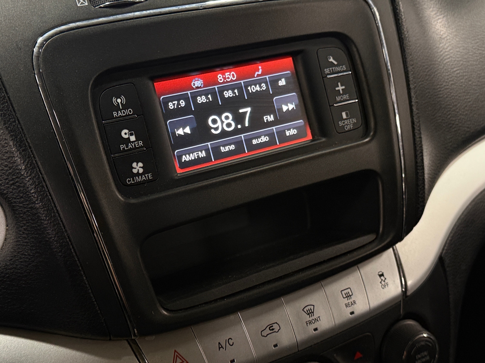 Thumbnail: 2019 Dodge Journey - 4