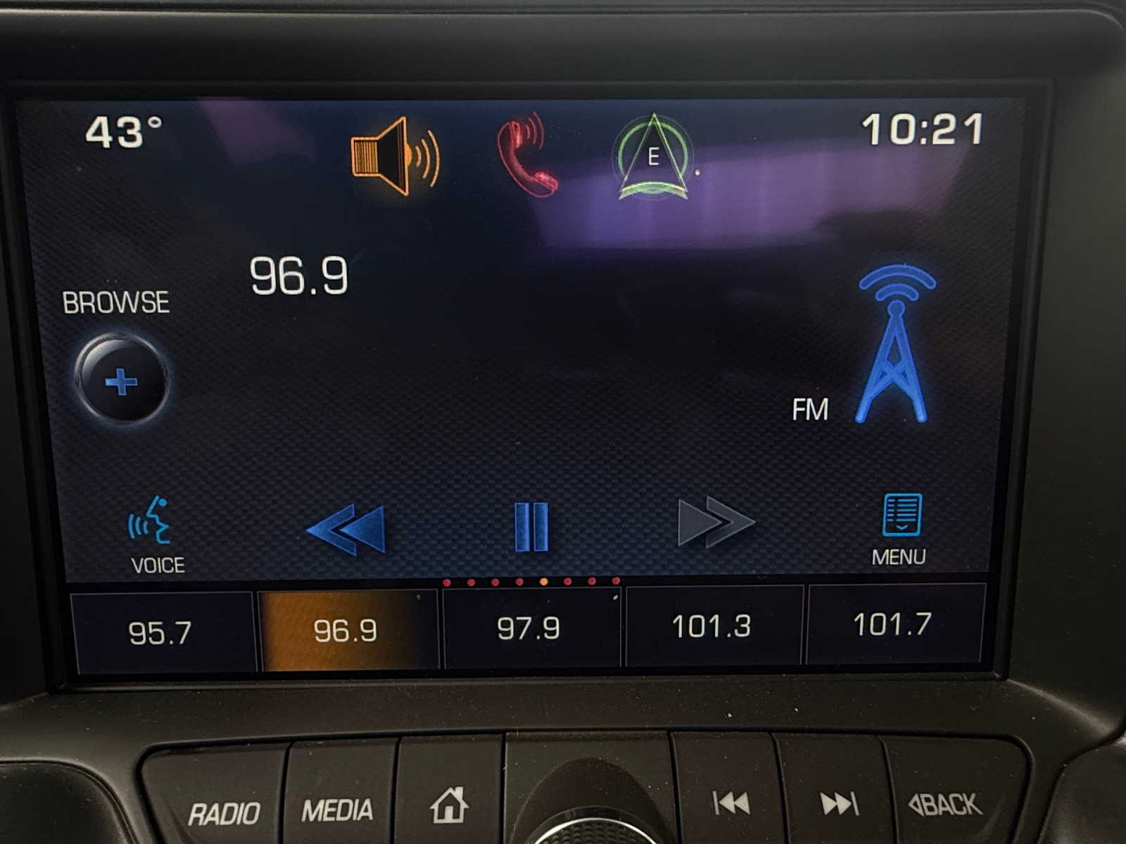 Thumbnail: 2015 Chevrolet Corvette - 3