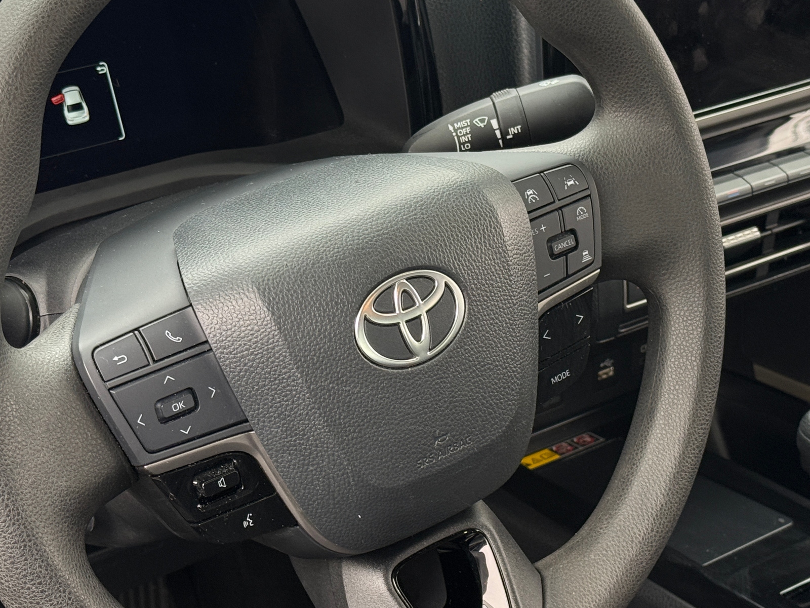 Thumbnail: 2025 Toyota Camry - 5