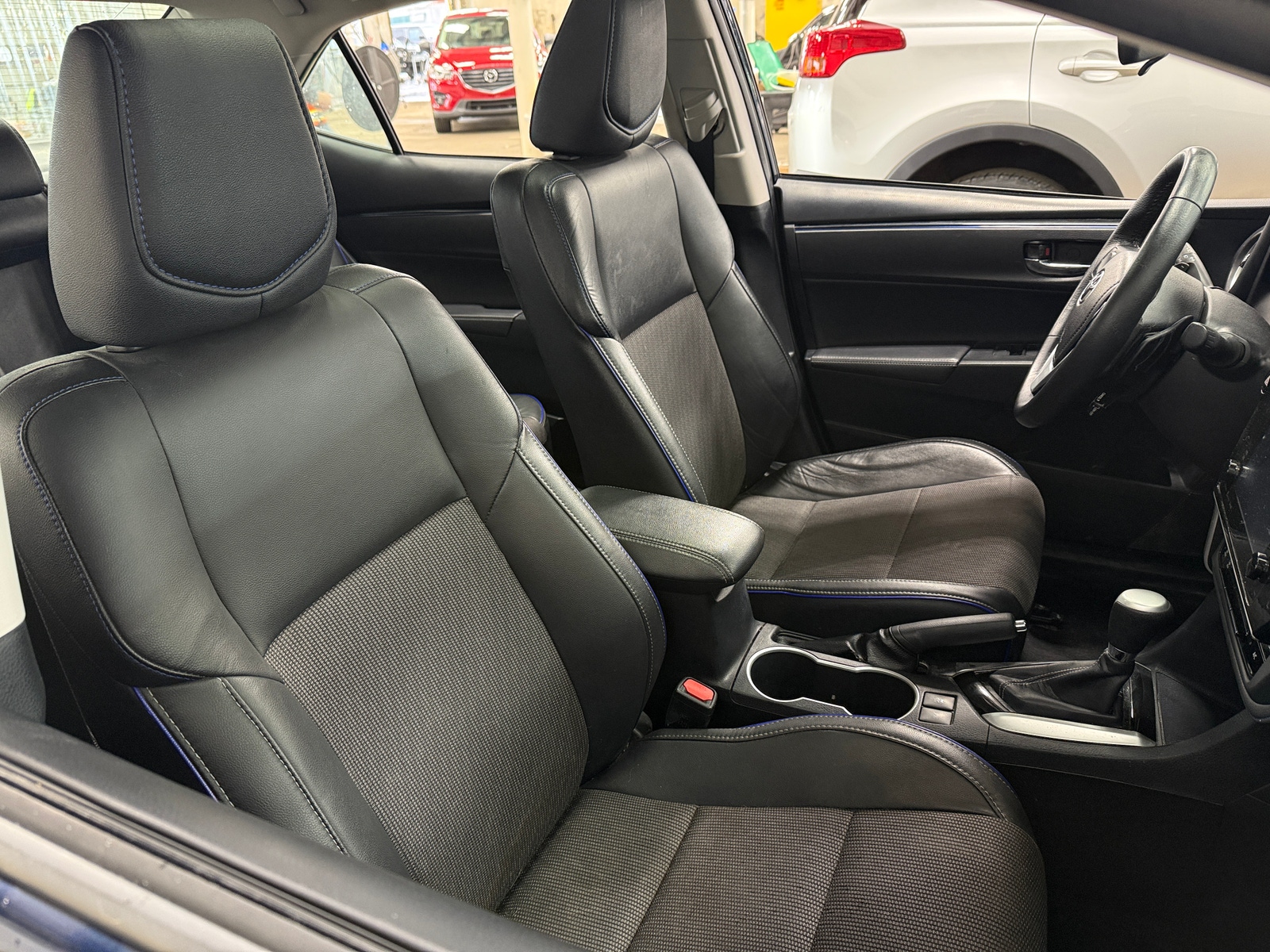 Thumbnail: 2017 Toyota Corolla - 2