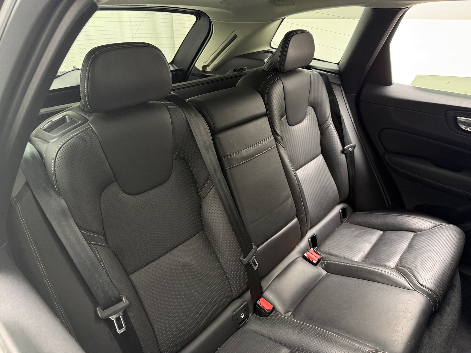 Thumbnail: 2020 Volvo XC60 - 5