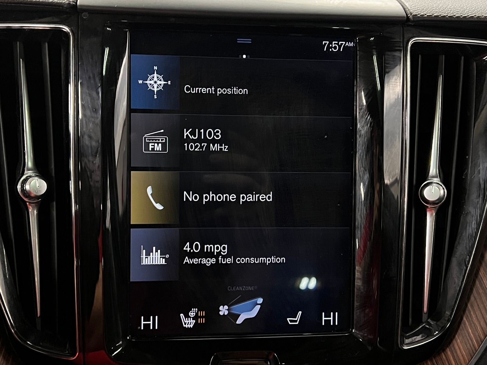 Thumbnail: 2020 Volvo XC60 - 3