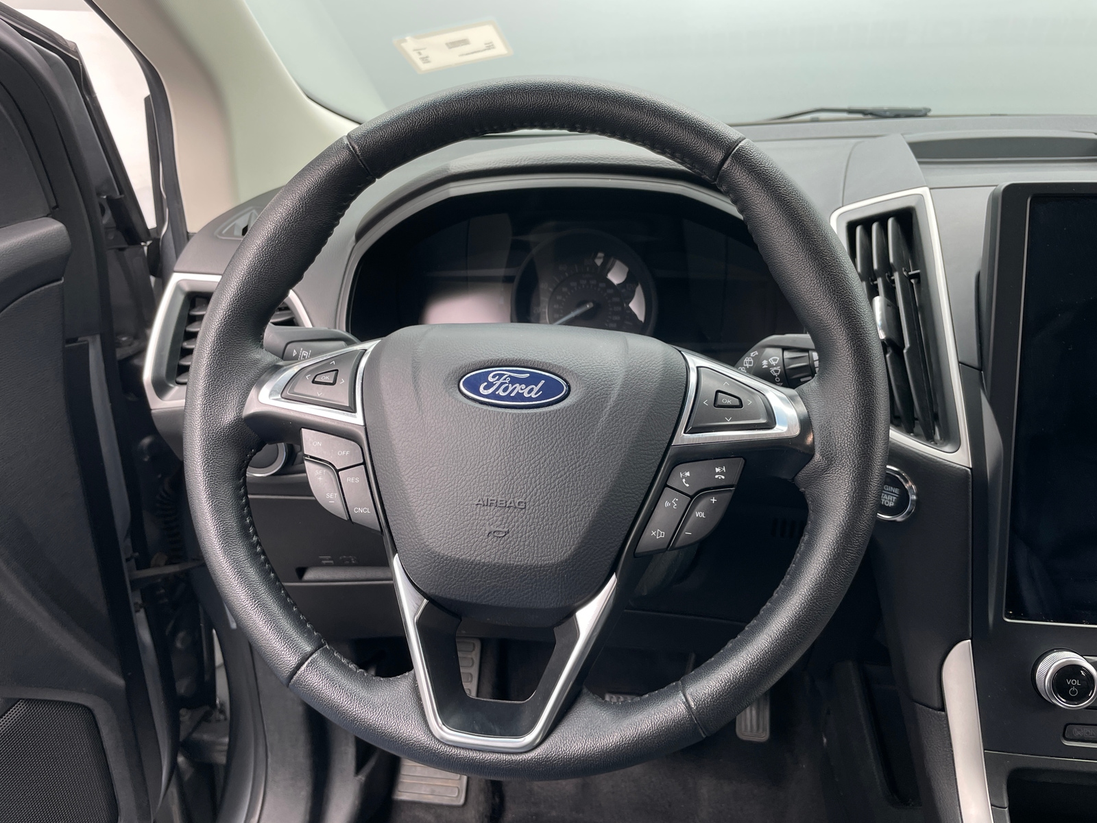 Thumbnail: 2024 Ford Edge - 4