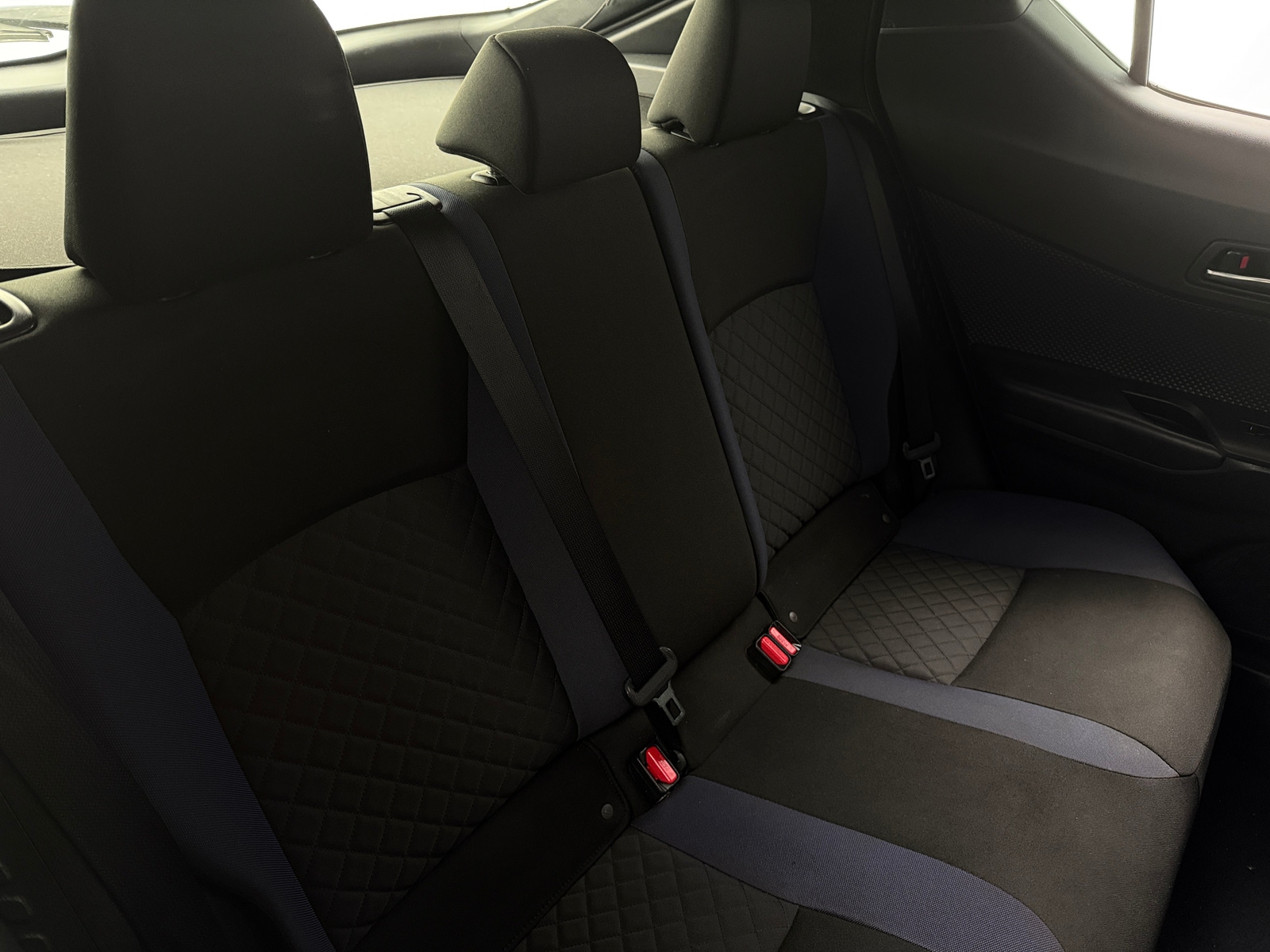 Thumbnail: 2020 Toyota C-HR - 6