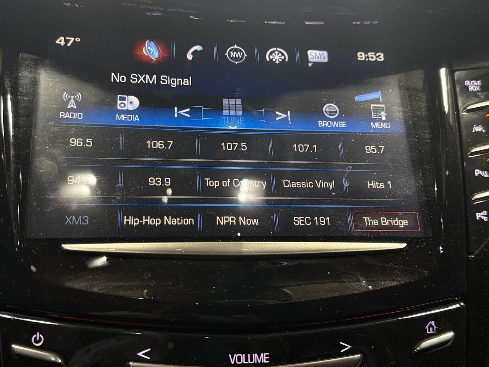 Thumbnail: 2020 Cadillac Escalade - 3