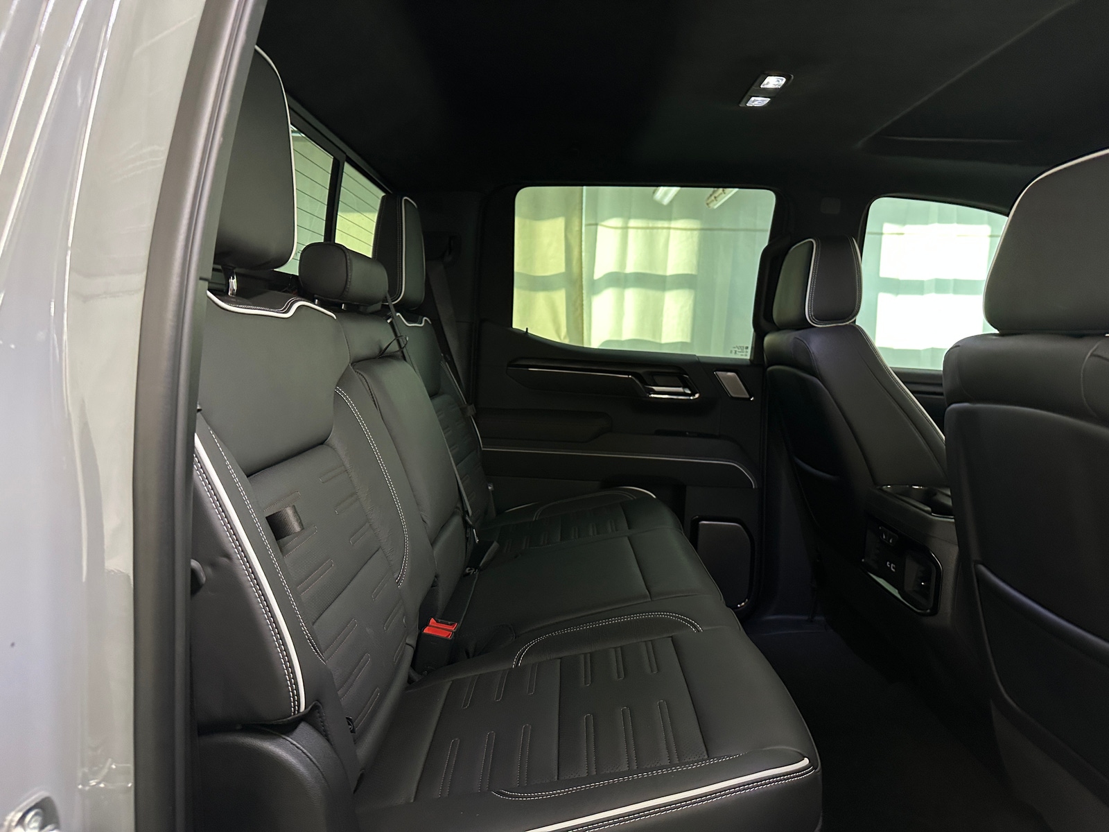 Thumbnail: 2024 GMC Sierra 1500 - 5